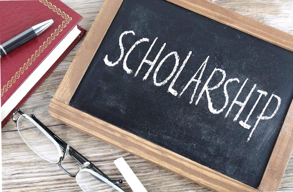 How to apply for university scholarships 
