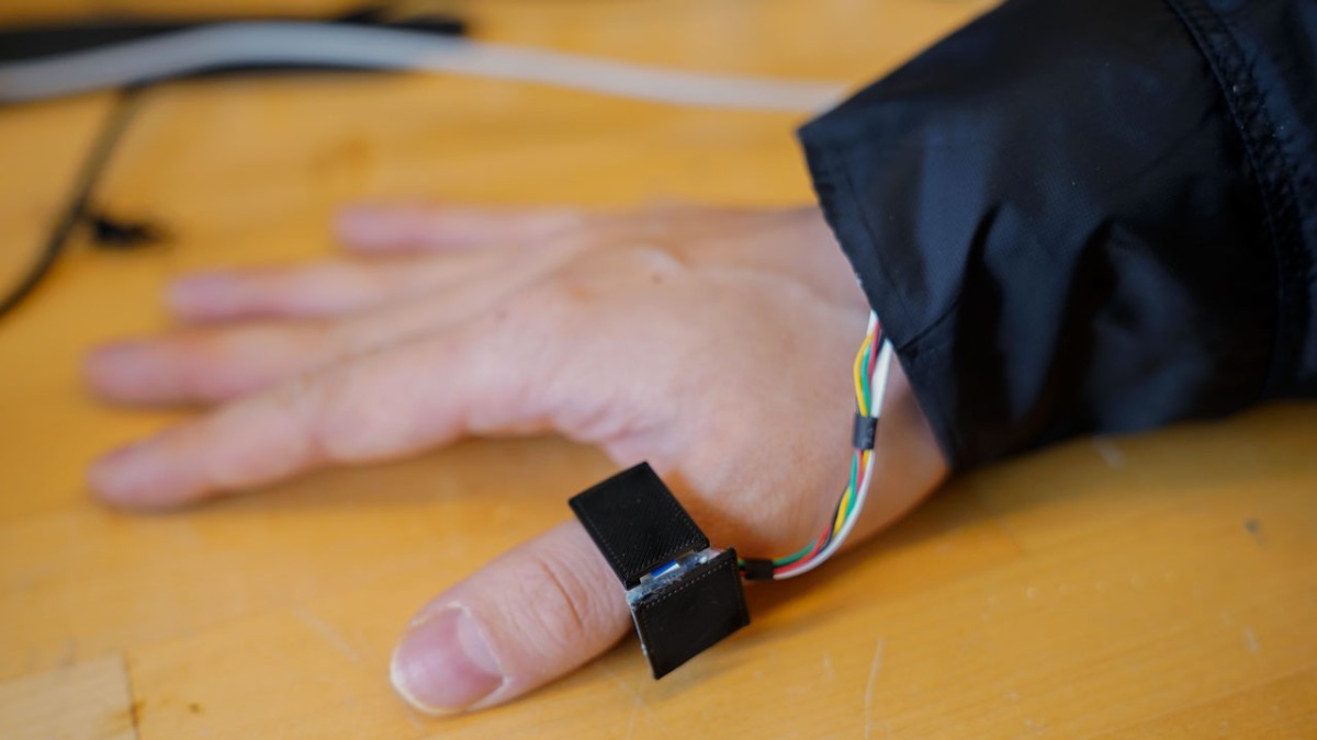 AI Ring Translates American Sign Language in Real Time