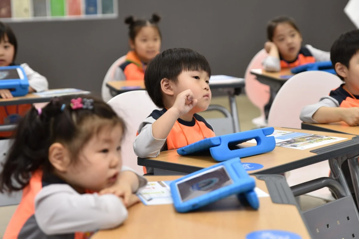 South Korea Weighs Ban on English Kindergartens Amid Debate Over Early Education Pressure