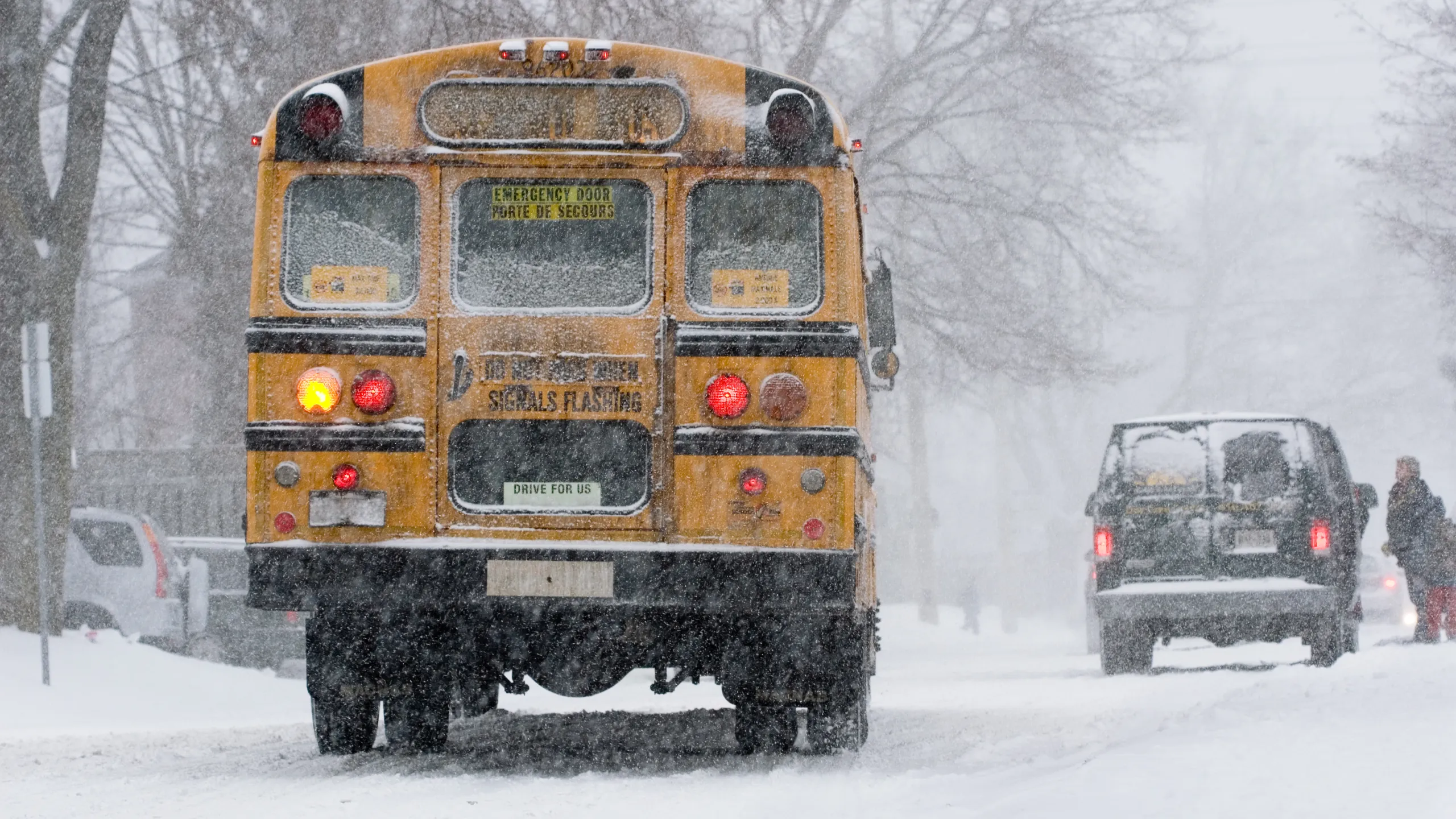 New York City public schools to close monday amid snowstorm