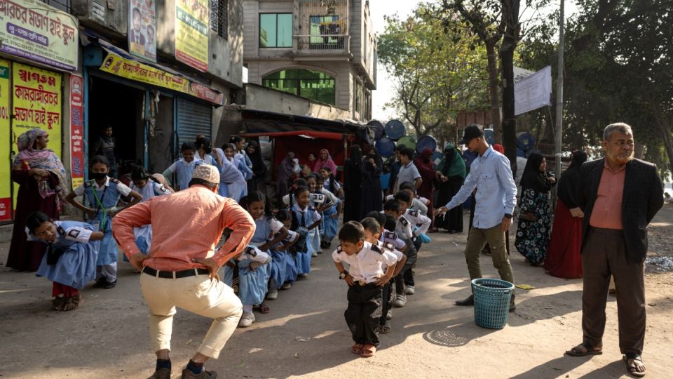 Government to introduce blended learning in select city schools from next week