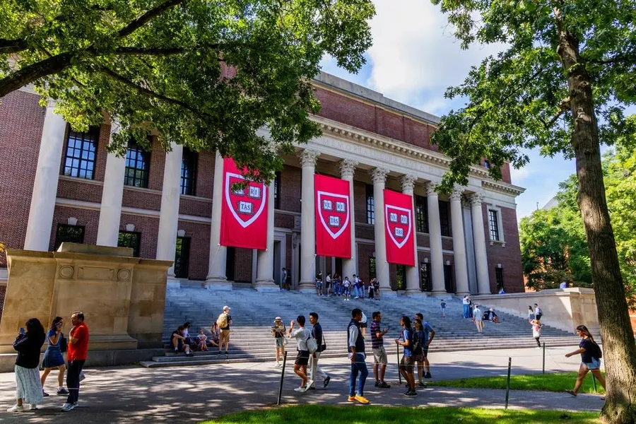 Harvard College to cap number of A grades